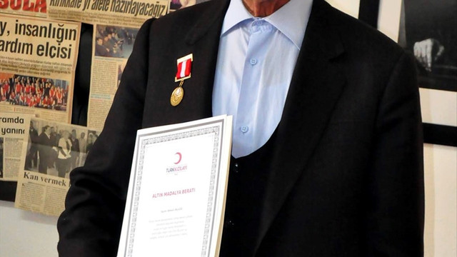 Hayırseverden Türk Kızılayına arsa bağışı