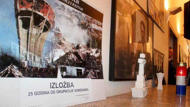 Hırvatistan Meclisinde Vukovar sergisi