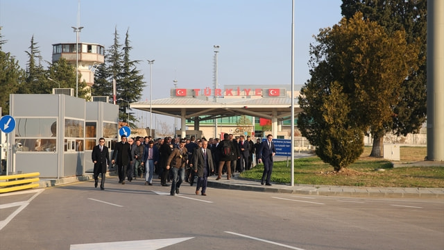 İçişleri Bakanı Soylu, sınırdaki Ortak Temas merkezinin açılışına katıldı