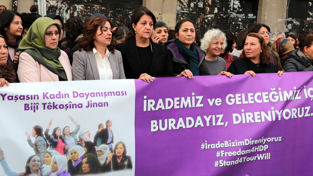 İfade vermeye gitmeyen HDP'lilere operasyon