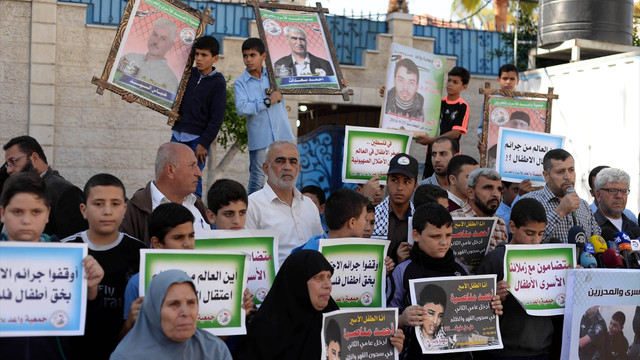 İsrail mahkemesinin Filistinli çocuğu hapis cezasına çarptırması