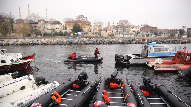 İstanbul'da denizden erkek cesedi çıkarıldı