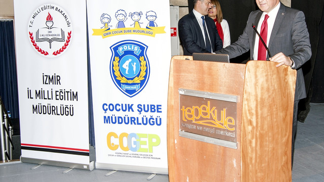 İzmir'de Güvenli Okul Projesi tanıtım toplantısı