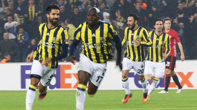 Fenerbahçe Manchester United: 2 - 1 (Geniş Özet)