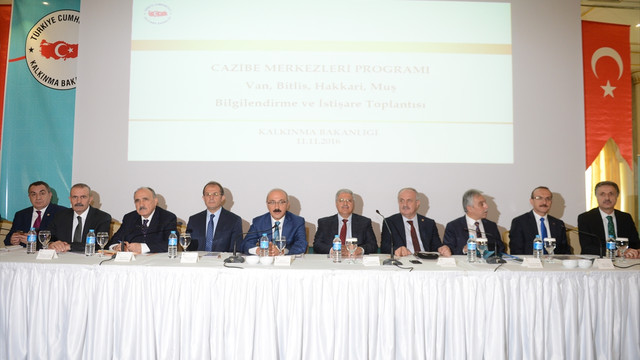 Kalkınma Bakanı Elvan, Van'da