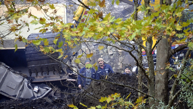 Karabük'te yük treni raydan çıktı