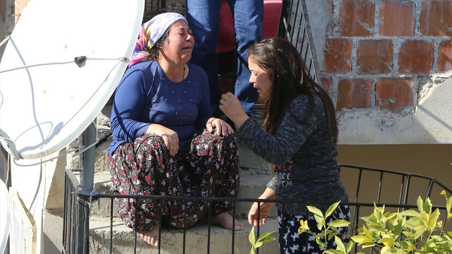 GÜNCELLEME - Karısı ile iki çocuğunu öldüren kişi intihar etti