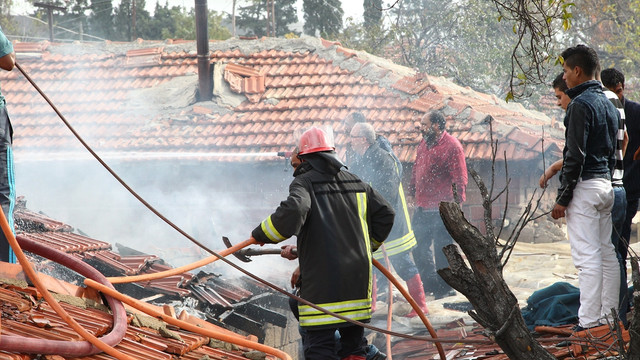 Kırklareli'de yangın sırasında altın aradılar