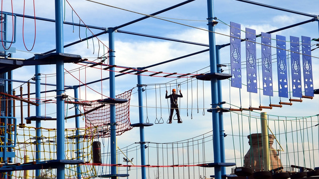 Kütahya'da macera parkı hizmete açıldı