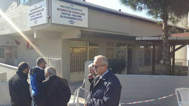 Maltepe Belediyesinin ofisi kurşunlandı