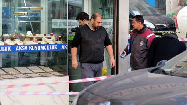 Maltepe'de kuyumcu soygunu