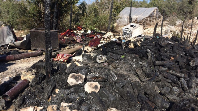 Mersin'de baraka yangını: 1 ölü, 1 yaralı