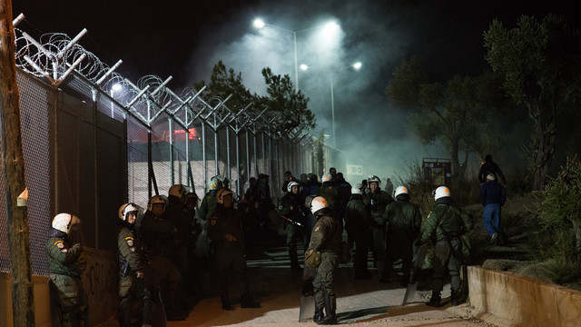 Midilli Moria göçmen kampında tüp patladı: 2 ölü 2 yaralı