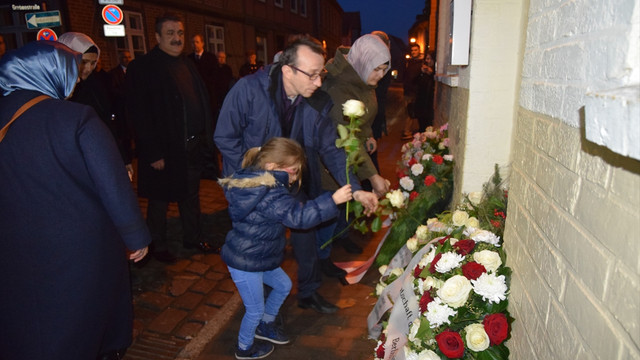 Mölln faciasının 24. yılı