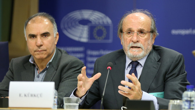 PKK yanlısı AP milletvekilleri ile HDP'den ortak basın toplantısı