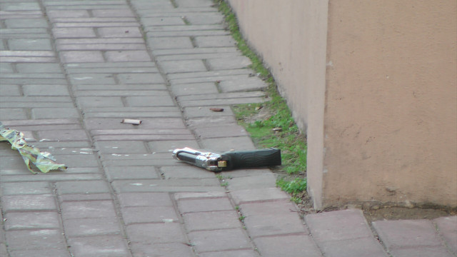 Polisten kaçtı, ayağından vurularak yakalandı