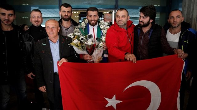 Şampiyon kick boksçu Trabzon'da