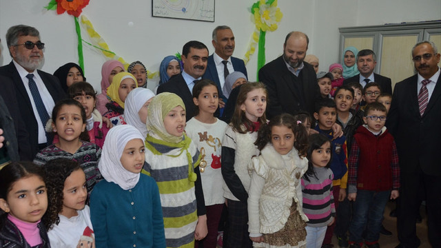 Şanlıurfa'da Suriyeliler için okul açıldı