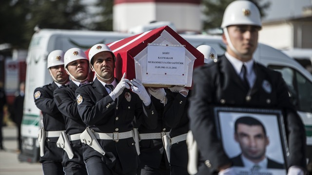 Başbakan Yıldırım'dan şehit kaymakam için başsağlığı mesajı