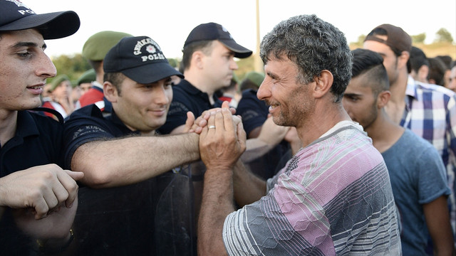 GRAFİKLİ - Sığınmacıların Avrupa'ya geçişi yeniden gündemde