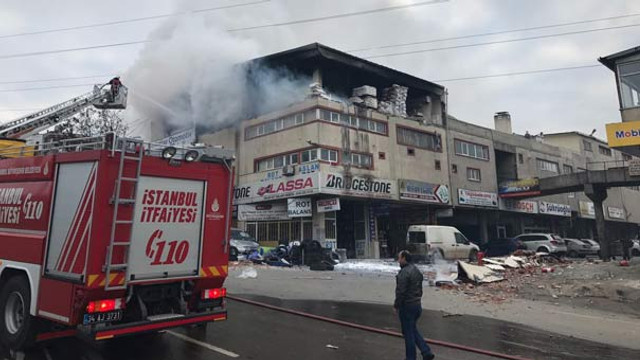 İstanbul Sultanbeylide sanayi sitesinde patlama!