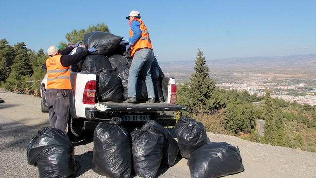 Spil Dağı Milli Parkı'na çöp atana ceza