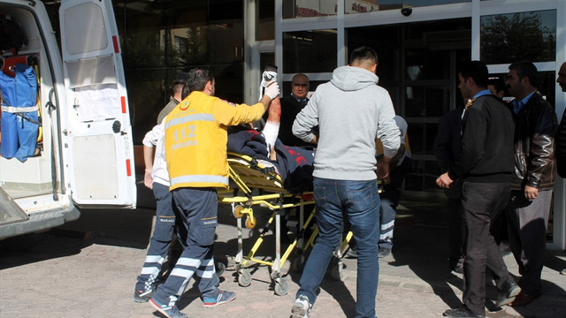 Suriye'de yaralanan asker Kilis'e getirildi
