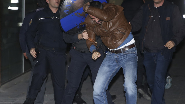 Ankarada Anadolu Akademi Okulu Derneği üyesi 7 kişi gözaltına alındı