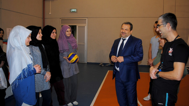 Tesettürlü öğrencilerin lig isteği