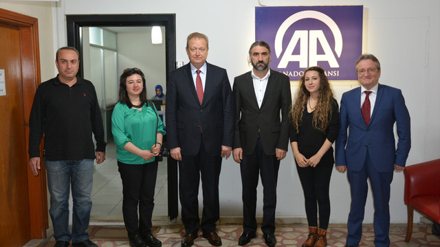 Trabzon Valisi Yavuz'dan AA Trabzon Bölge Müdürlüğüne ziyaret