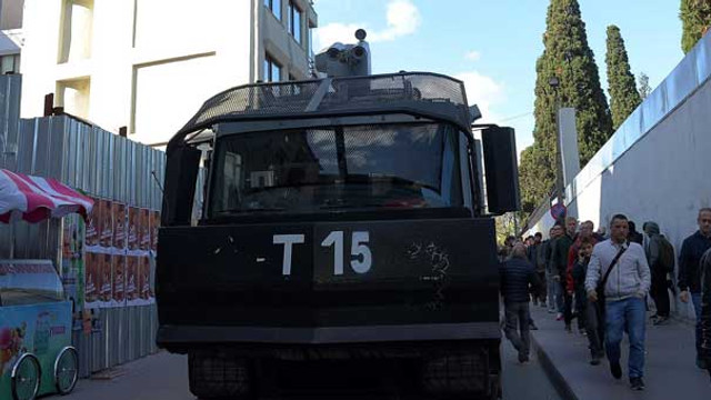 Tutuklanan gazeteciler cezaevinde