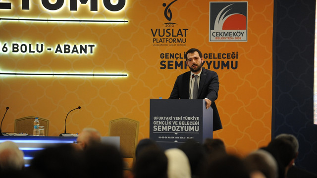 Ufuktaki Yeni Türkiye Gençlik ve Geleceği sempozyumu