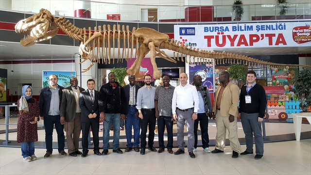 Uganda heyeti Bursa Bilim ve Teknoloji Merkezi'ne hayran kaldı