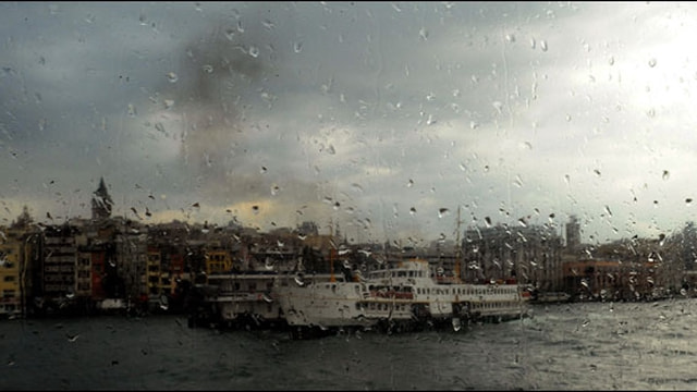 Meteoroloji uyardı! İstanbulda yağmur alarmı