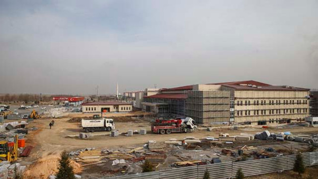 Darbecilerin yargılanacağı salon inşaatında sona gelindi