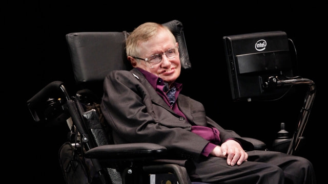 Stephen Hawking Türkleri ve tüm dünyayı uyardı: Obezite kapıda