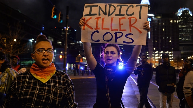 ABD'nin Charlotte kentinde bir siyahinin polis tarafından öldürülmesi
