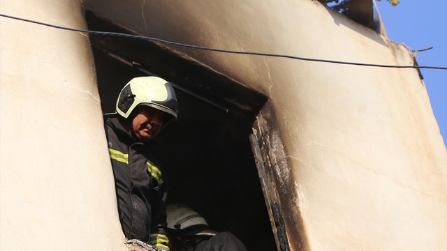 Adana'da ev yangını