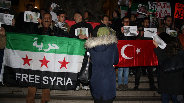 Avusturya Meclisi önünde Halep eylemi