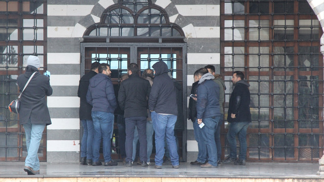 Aysel Tuğluk'un gözaltına alınması