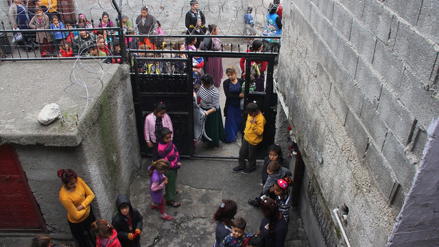 Babaanne ve torununa silahlı saldırı