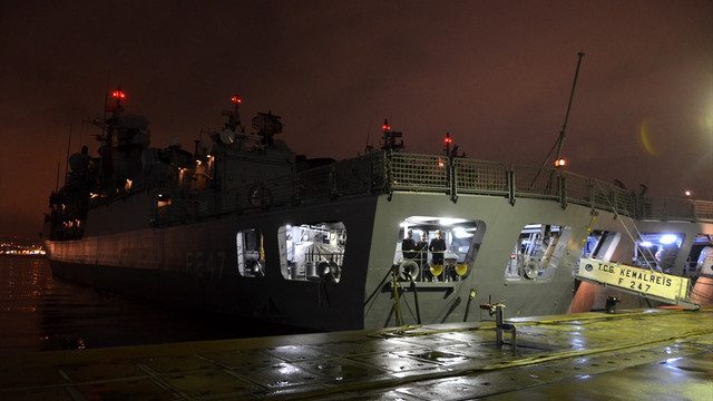 Barbaros'un torunları yılbaşında da nöbette