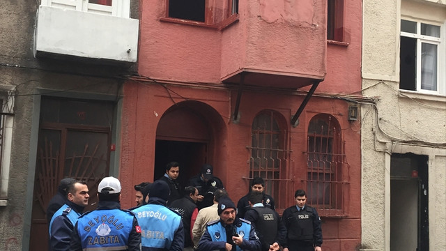 Beyoğlu'nda yangın: 1 ölü