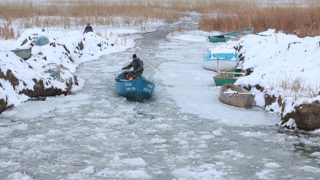 Beyşehir Gölü'nde kartpostallık manzaralar