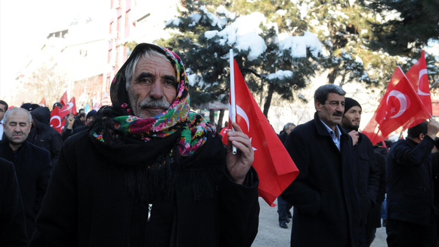 Bingöl’de Şehitlere Saygı ve Milli Birlik Yürüyüşü