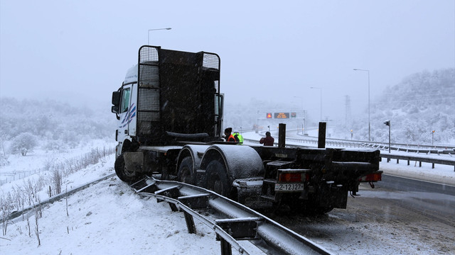 Bolu Dağı'nda trafik kazası