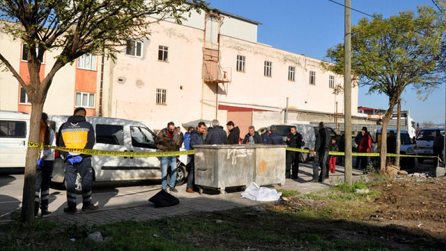 Bursa'da çöp konteynerinde bebek cesedi bulundu