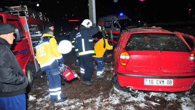Bursa'da trafik kazası: 3 ölü