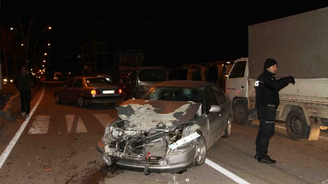 Çankırı'da zincirleme trafik kazası: 7 yaralı