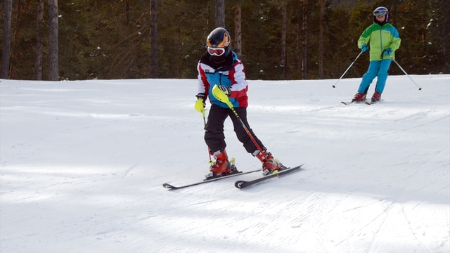 Cıbıltepe Kayak Merkezi'nde kayak sezonu açıldı
